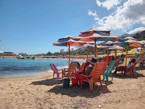 Playas de La Guaira reabren luego del mar de fondo