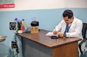 Reinaugurados tres consultorios populares en Maracay