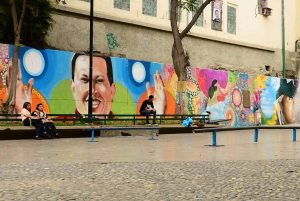 Remozan la plaza Lina Ron en Santa Capilla