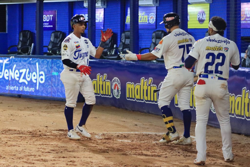 Tigres de Aragua firmes en la punta y Águilas del Zulia le dan soberana paliza a Tiburones