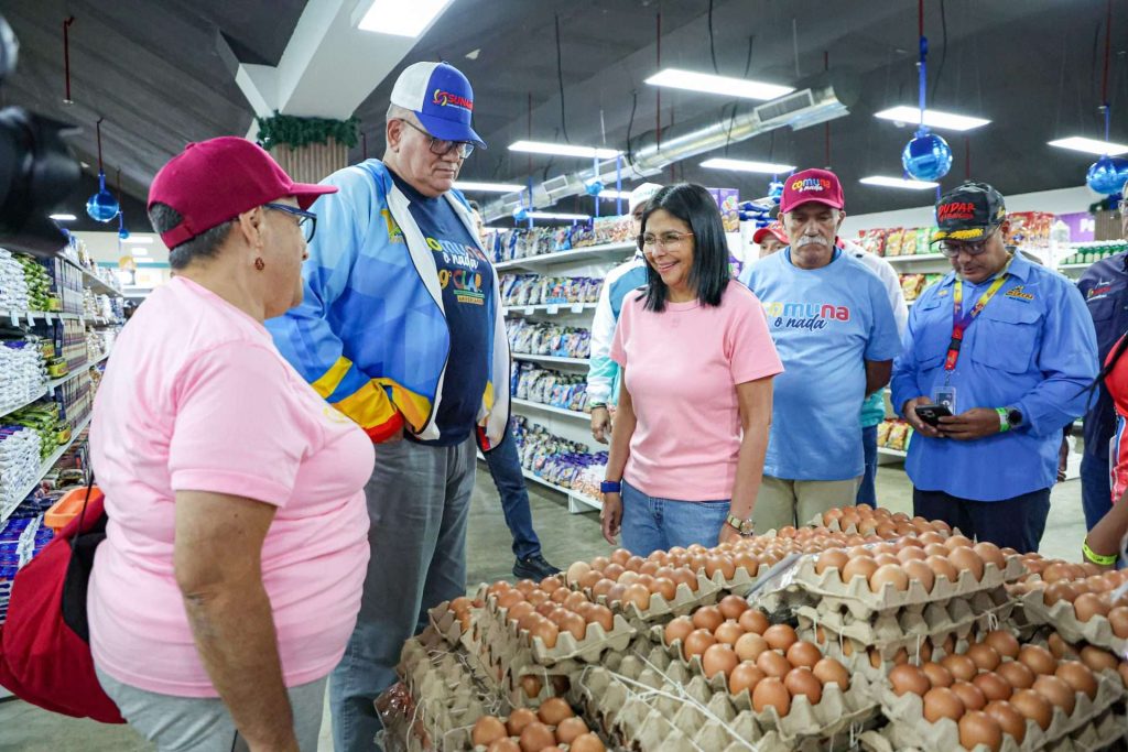 Vicepresidenta Delcy Rodríguez reinauguró Pdval en Cotiza