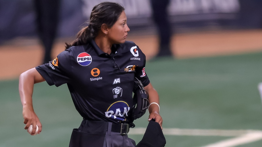 Wanda Rodríguez se convirtió en la primera umpire en la historia del béisbol venezolano