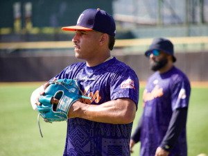 Yilber Díaz dice presente en el campamento de Caribes