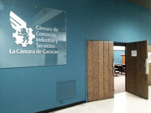 Costos operativos de un negocio en la economía formal son muy altos