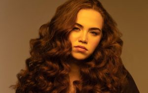 Palola sacude la escena pop con “Sismo”, su quinto lanzamiento del año