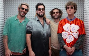 Rawayana presenta “La noche que no había Uber” y da vida al “venetón” en Gallery Sessions