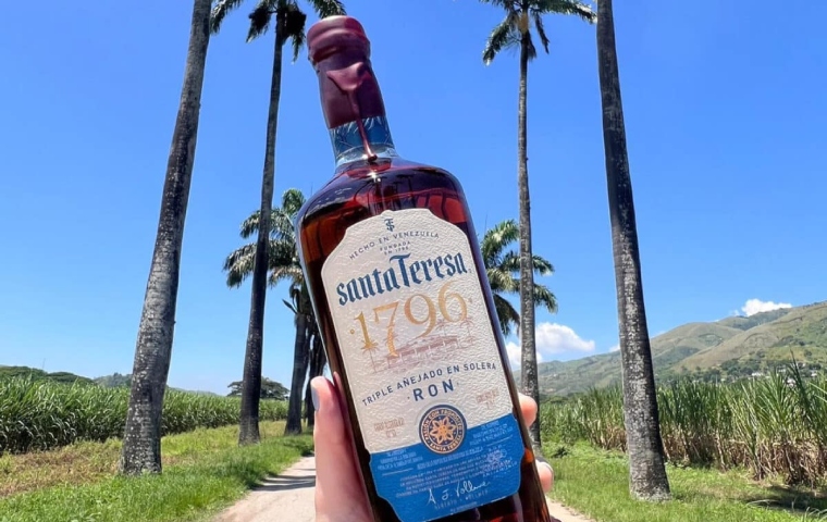 Santa Teresa 1796 alcanza su medalla de oro número 100 y revalida su liderazgo global en el ron premium