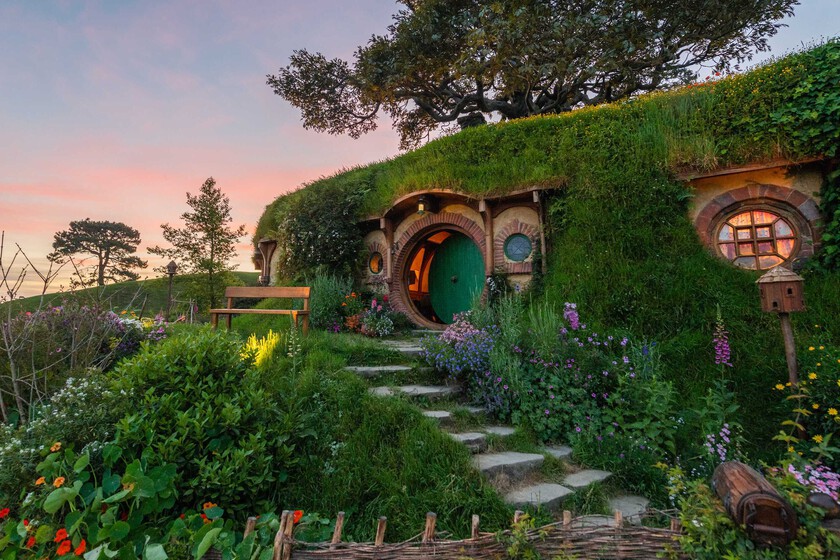 "Es como casarse en el Vaticano y que aparezca Jesucristo". Una pareja recibe una visita muy especial en su boda de fantasía cinéfila