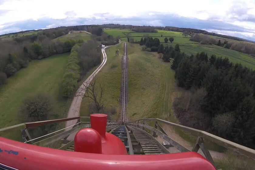 La controvertida y ambiciosa montaña rusa europea de récord que acabó desmantelada tras 32 años de problemas