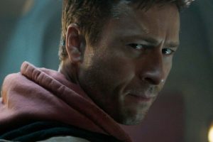 Hay más razones para que le tengamos ganas a la nueva adaptación de 'The Running Man'. Arnold Schwarzenegger le da su visto bueno