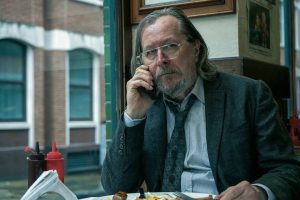 'Slow Horses' rinde homenaje al Joker de Heath Ledger en la temporada 5. Creo que es un guiño simpático a una escena icónica