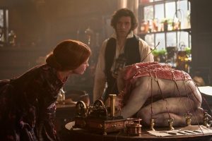 ¿Es ‘Frankenstein’ de Guillermo del Toro fiel a la novela original? Una experta en Mary Shelley analiza la nueva adaptación de Netflix