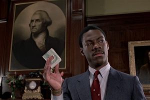 Lo que empezó como una comedia sobre trampas en Wall Street terminó siendo una ley real que cambió las reglas del juego financiero, y todo gracias a Eddie Murphy