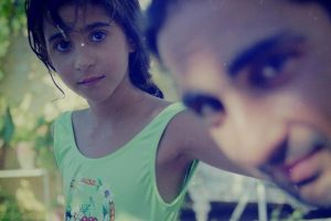 'Flores para Antonio' (2025), crítica | No duda en aportar honestidad a una familia opacada por su fama y a un genio con más interrogantes que respuestas