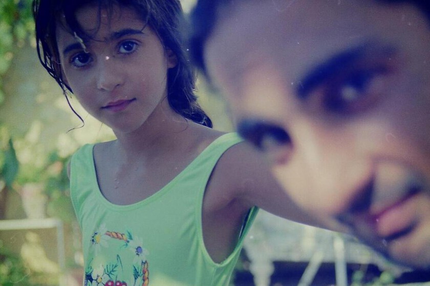 'Flores para Antonio' (2025), crítica | No duda en aportar honestidad a una familia opacada por su fama y a un genio con más interrogantes que respuestas