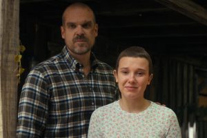 Millie Bobby Brown quiere dejar los rumores de lado y asegura que rodar 'Stranger Things' con David Harbour le hace dar "lo mejor" de sí misma