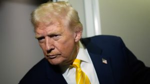 Trump amenaza con cerrar totalmente el espacio aéreo de Venezuela y sus alrededores