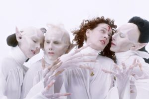 "Vivir en silencio es un tipo de muerte, una lenta y a pellizcos