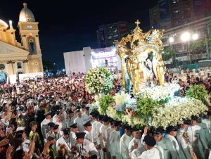 20 mil hostias se usaron en la solemnidad de La Chinita 