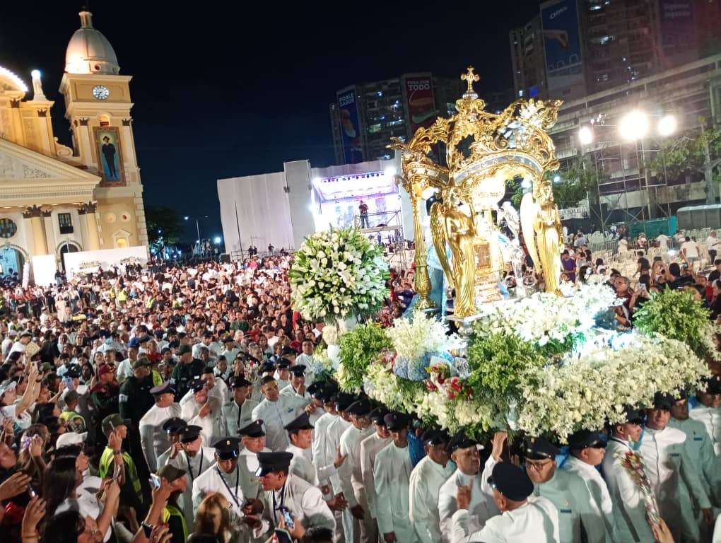 20 mil hostias se usaron en la solemnidad de La Chinita 