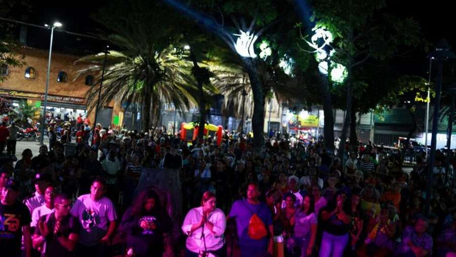 Catia realiza concierto navideño gratuito este sábado