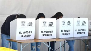 Denuncian violación de silencio electoral en Ecuador
