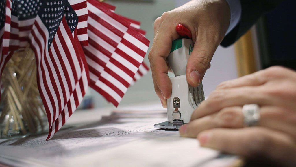 EEUU suspende todas las solicitudes de asilo tras atentado en Washington