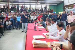 Entregan financiamiento para 40 proyectos comunales en Trujillo