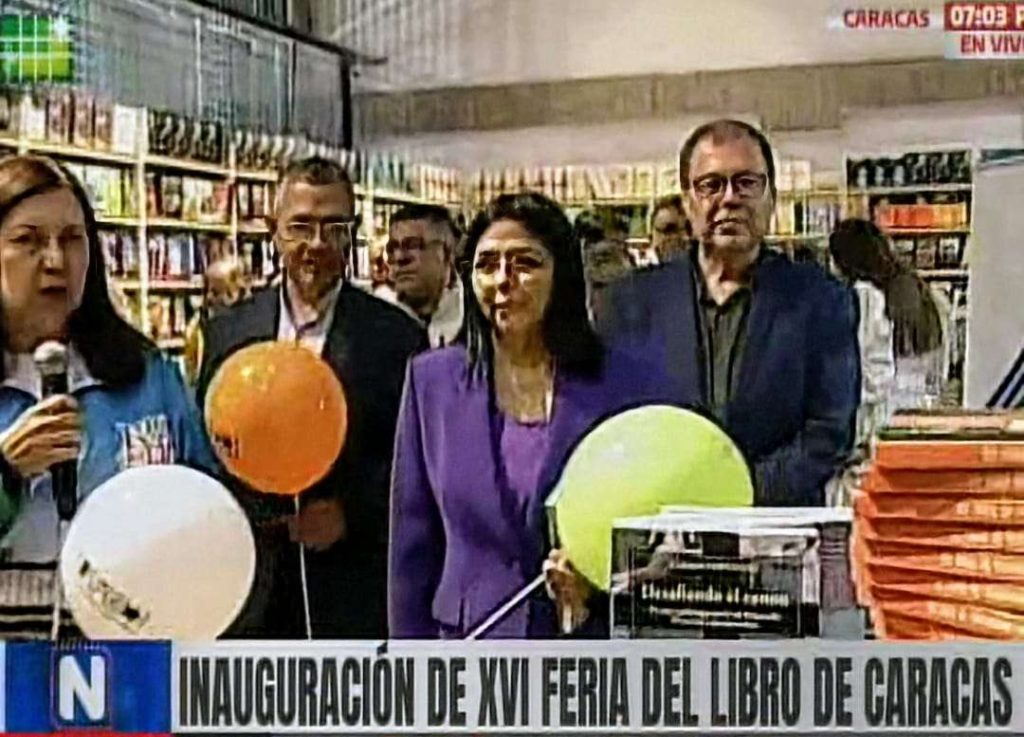Inauguran XVI Feria del Libro de Caracas en la GAN y Plaza de la Juventud