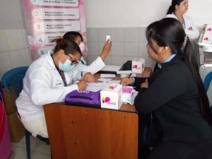Jornada médica violeta beneficia a reclusas y funcionarias en Apure