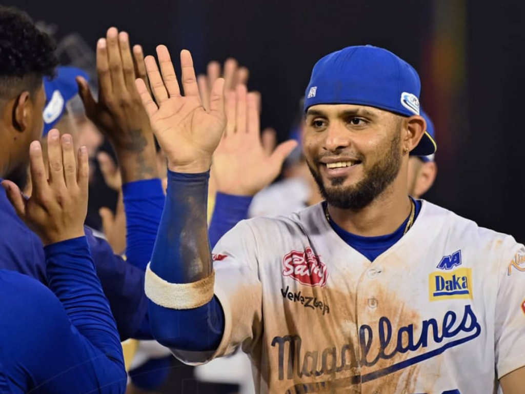 La tropa turca sigue demostrando mejoría de la mano de Yadier Molina