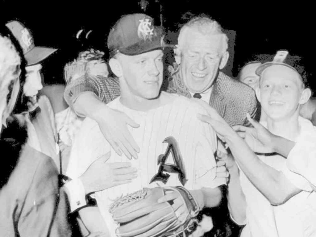 Lew Krausse impuso marca al ponchar a 21 enemigos