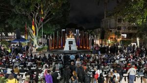 Los Teques reestrena su plaza Miranda
