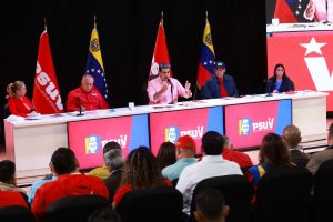 Maduro: el pueblo celebra la vida pese a la guerra económica y cognitiva