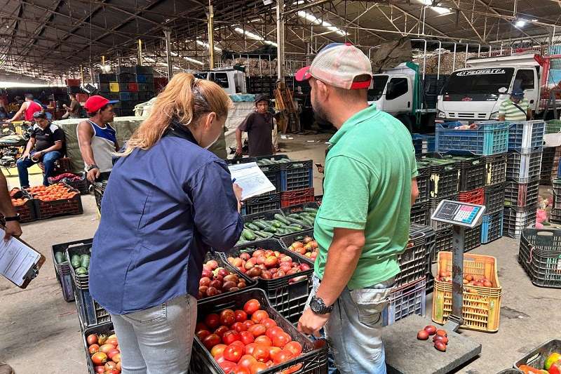 Mercado Mayorista de Coche anuncia horario navideño