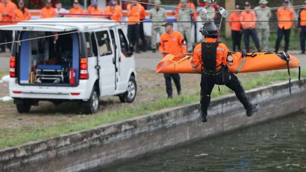 Ministro Cabello inaugura centro de formación en gestión de riesgo