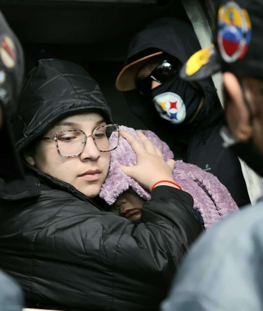 Repatriados 200 connacionales que estaban en EEUU