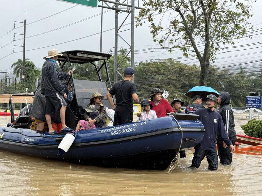 Reportan 41 muertos tras lluvias récord en Tailandia