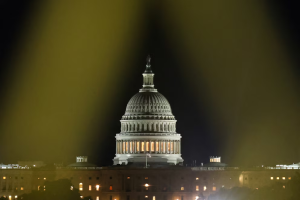 El Senado de EEUU aprobó un acuerdo bipartidista que busca reabrir parcialmente el gobierno federal