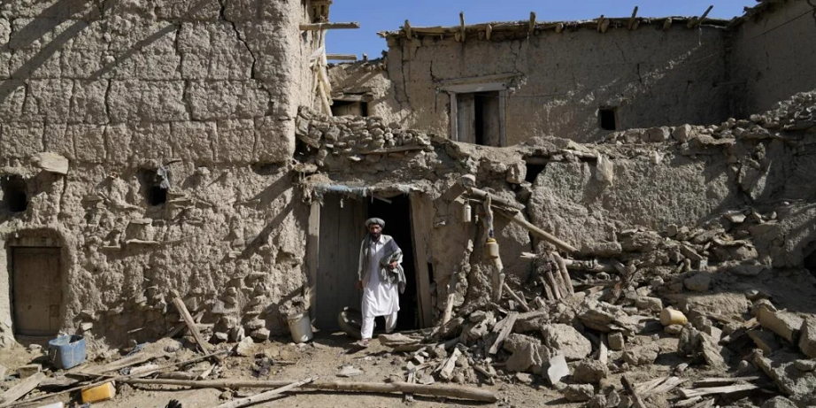 Alrededor de 20 muertos y más de 300 heridos tras el potente terremoto en el norte de Afganistán