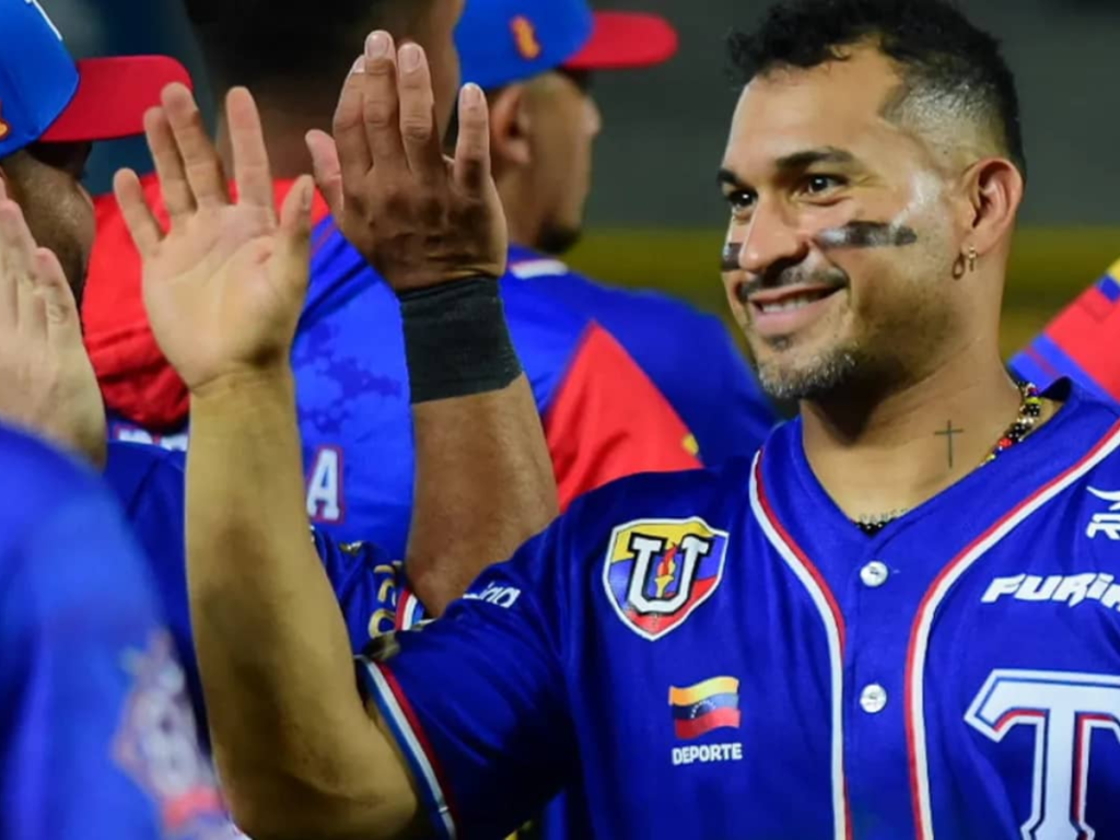 Tiburones firmó una importante victoria ante Caribes