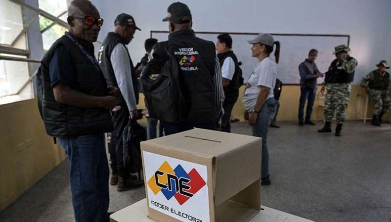Veedores internacionales ratifican democracia participativa inédita en Venezuela