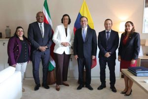 Venezuela y Surinam reiteran rechazo a las acciones militares de EEUU