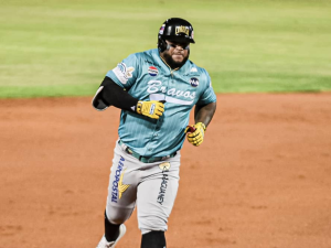 Victoria de Bravos y noche de Wilson García para el recuerdo