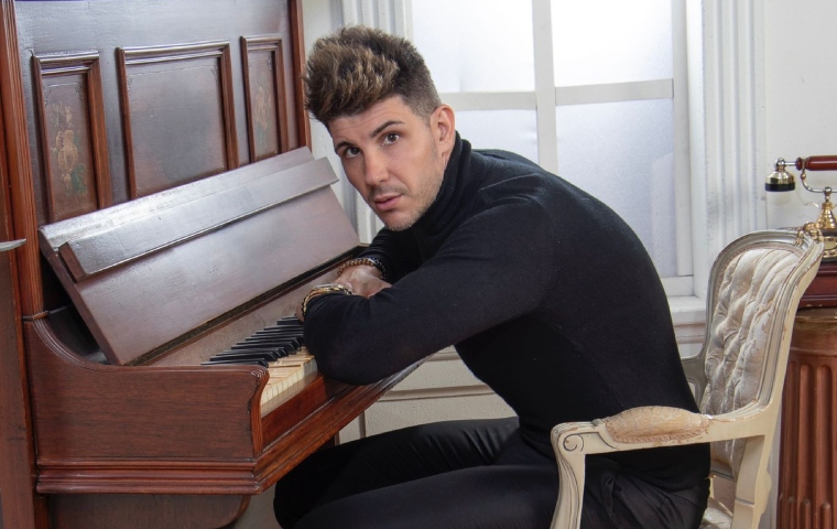 Rubén Alegría estrena “Ya ves”, su nuevo sencillo con sello español y alma venezolana