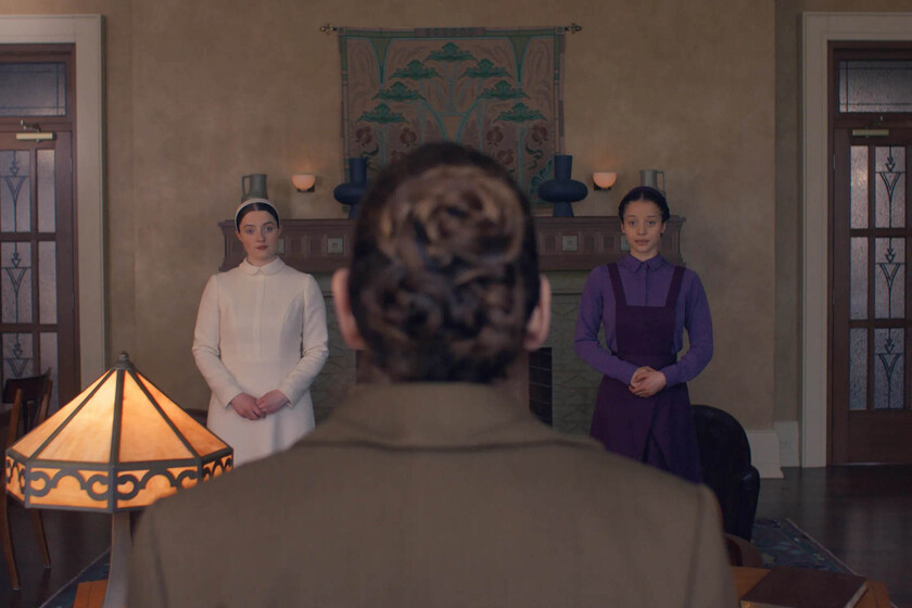 La secuela de 'El cuento de la criada' lanza sus primeras imágenes. Ann Dowd y Chase Infiniti protagonizan el regreso a Gilead