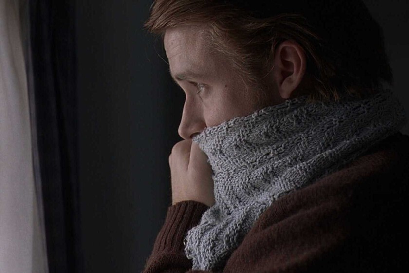 La mejor película de Ryan Gosling que no has visto demuestra que el actor funciona mejor en comedia