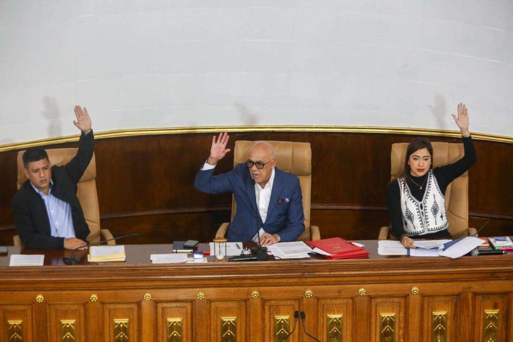 AN aprueba Ley que garantiza libertad de navegación y comercio ante piratería