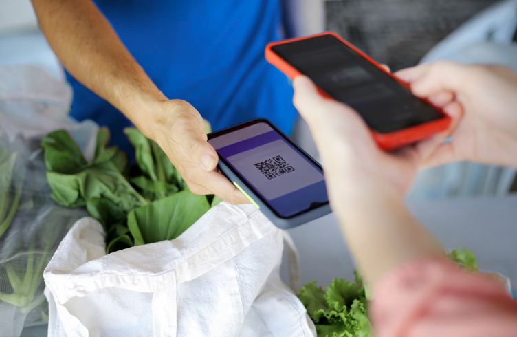 Banesco simplifica sus transacciones con el PagoMóvil QR