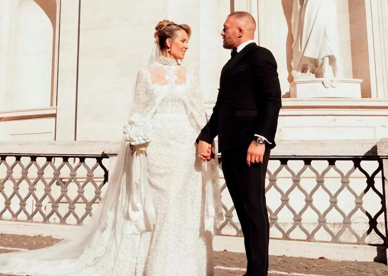 la lujosa fiesta en un club de Roma con barra de habanos y fuegos artificiales